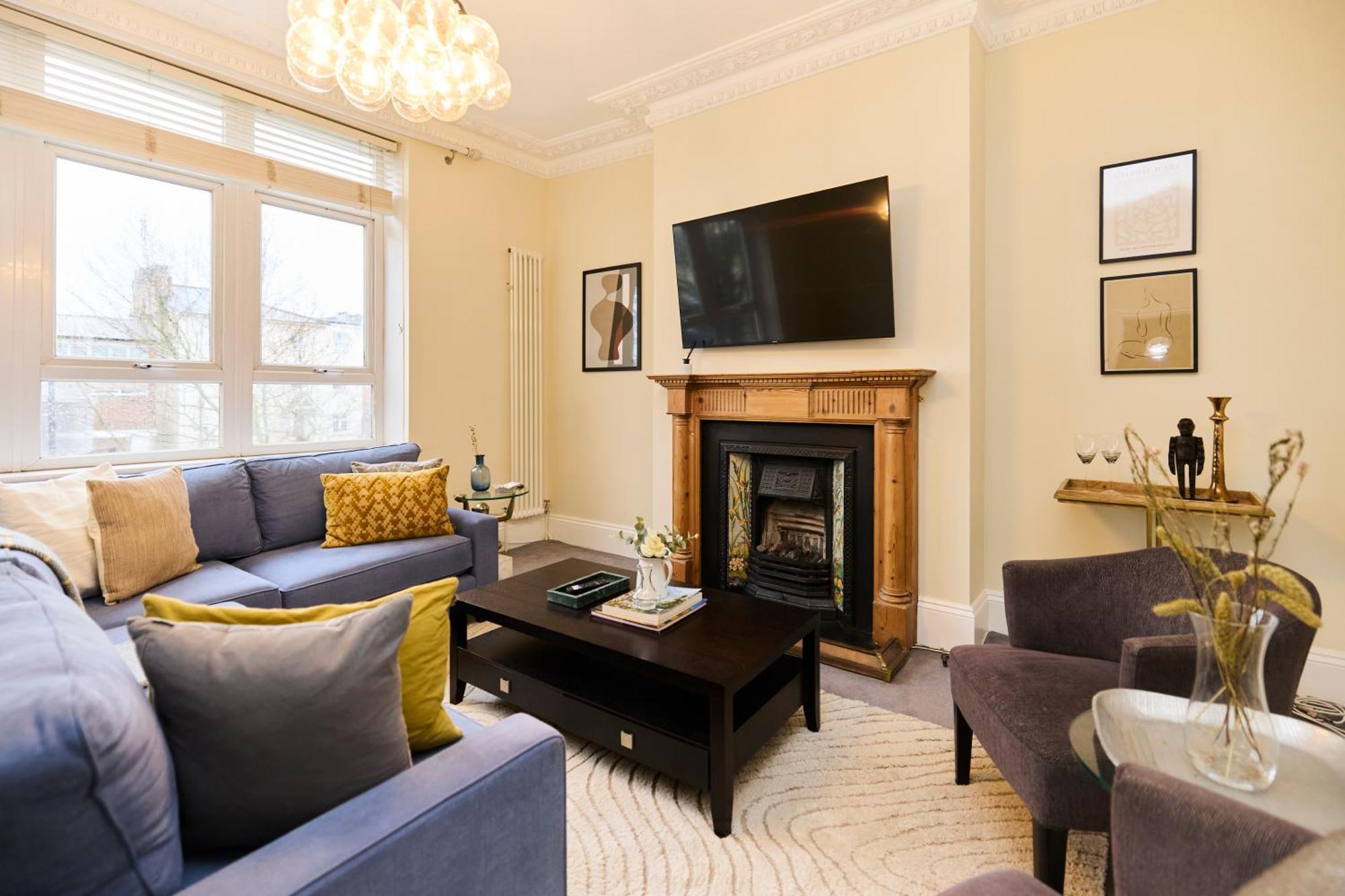 The Peckham Hideaway - Bright 3Bdr Flat Apartment London Exterior photo